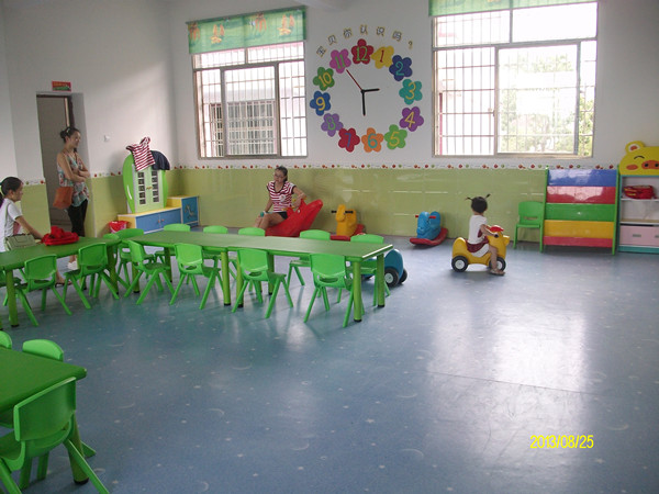 幼儿园地板效果