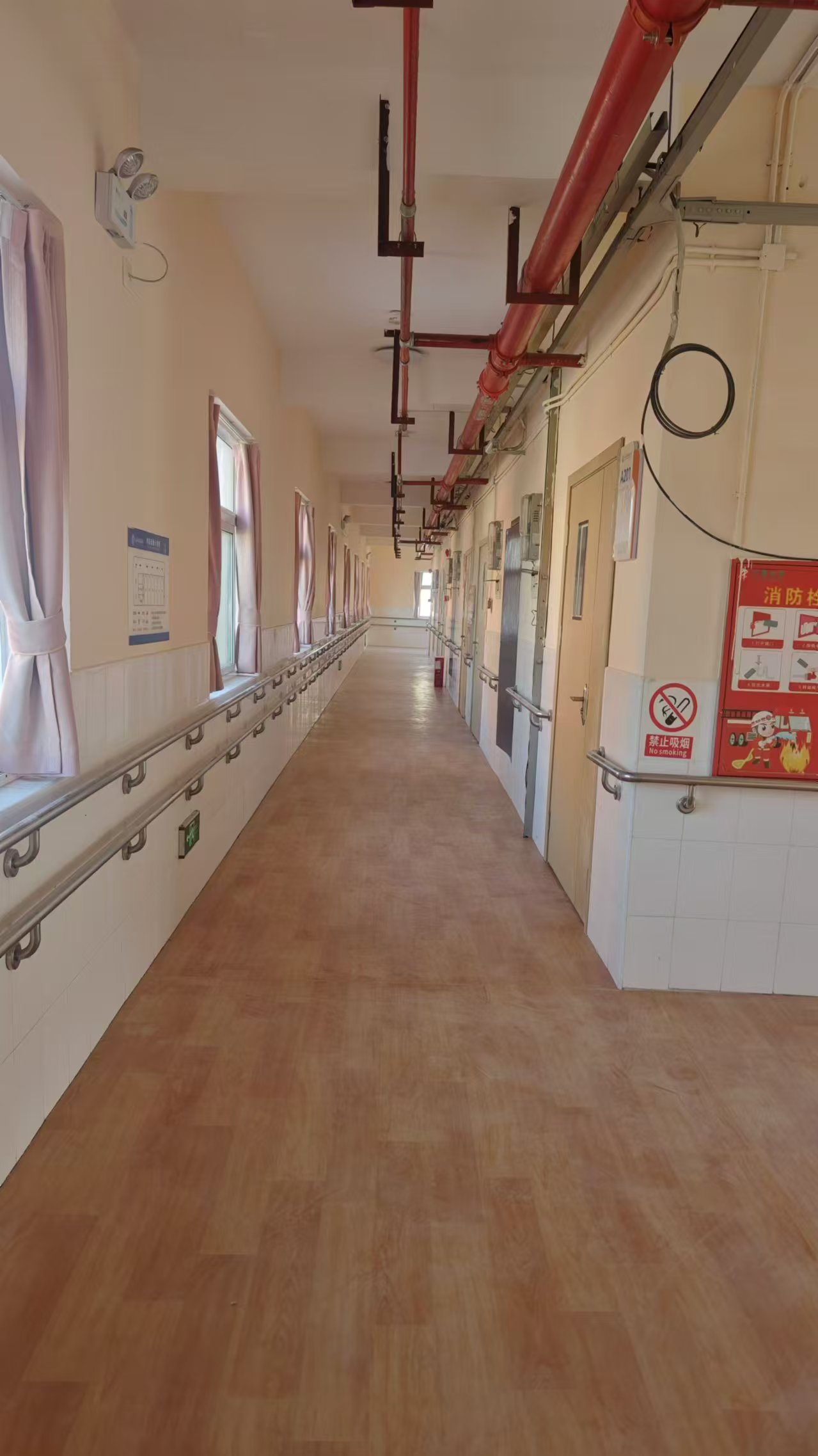 养老院PVC塑胶地板.jpg
