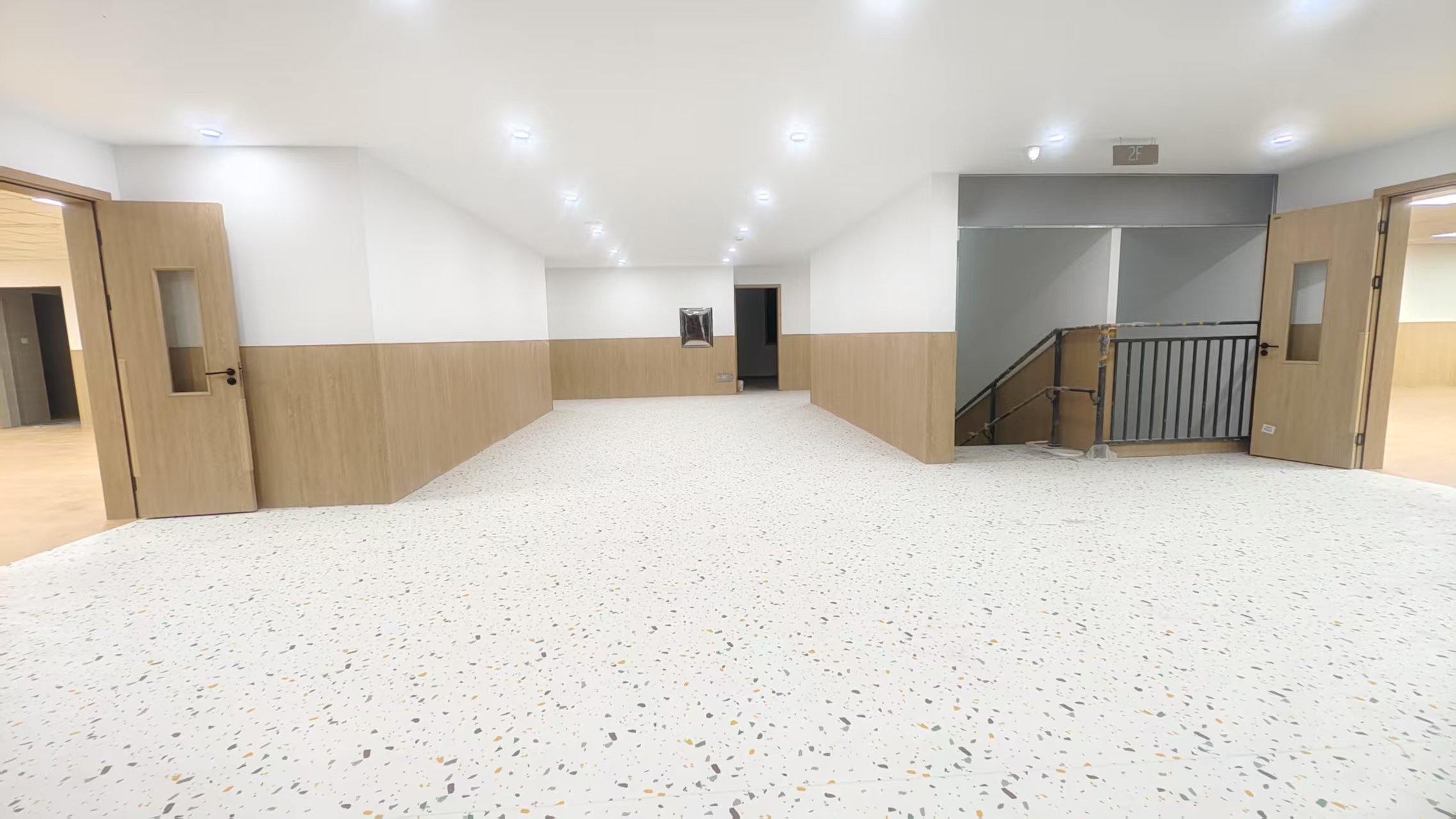 长沙某幼儿园PVC塑胶地板工程案例展示封面