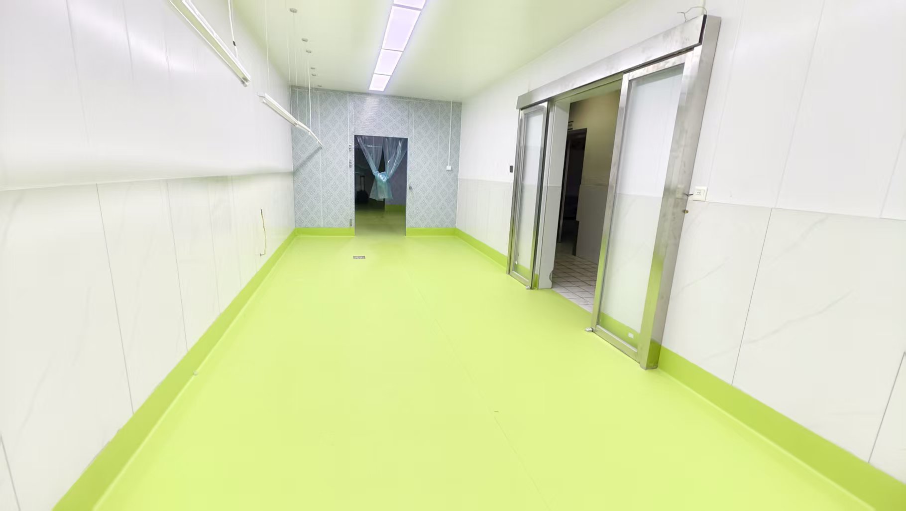 浏阳某食品加工厂PVC塑胶地板工程案例展示封面
