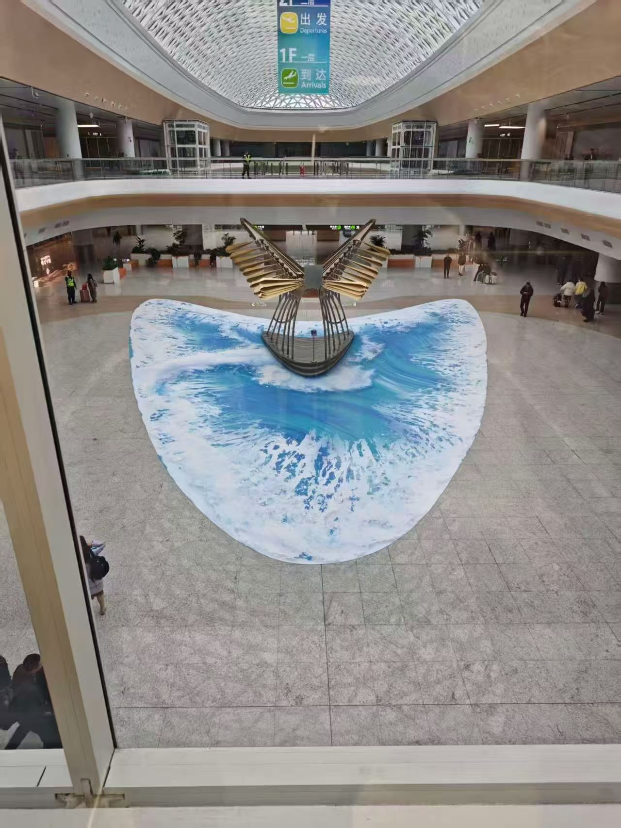 白云国际机场T3航站楼观景台定制地板案例展示封面